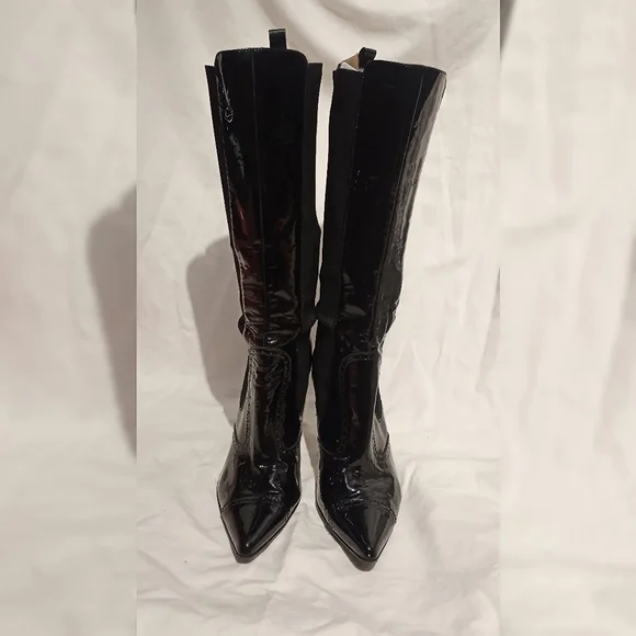 Final Sale - DOLCE & GABBANA Black Patent Pull-on Stiletto Boots, size 37½ - Picture 2 of 9